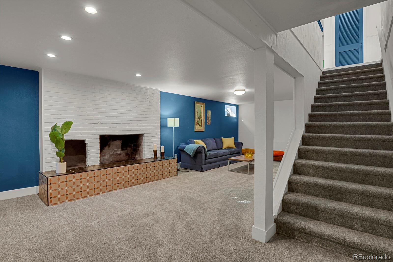 1014 Parkview Boulevard