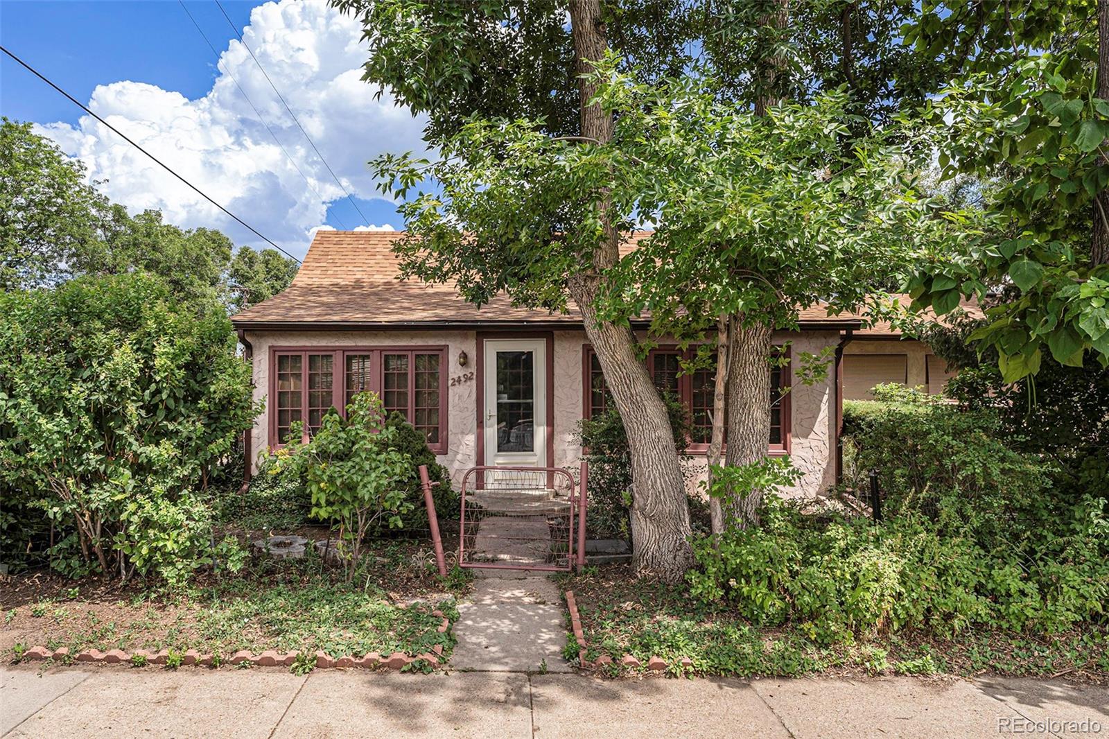 2492 Lamar Street