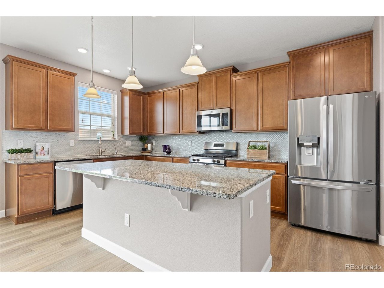 2510 E 160th Pl
