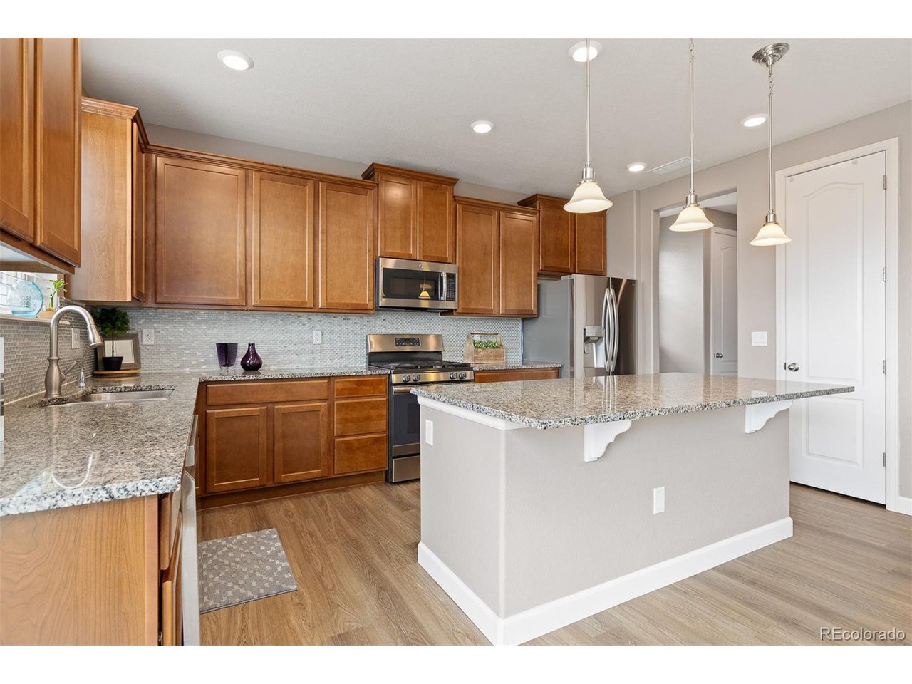2510 E 160th Pl