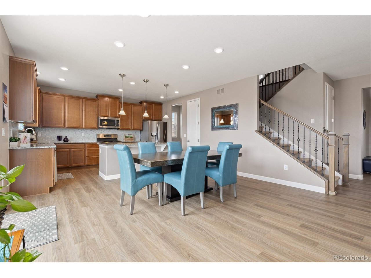 2510 E 160th Pl