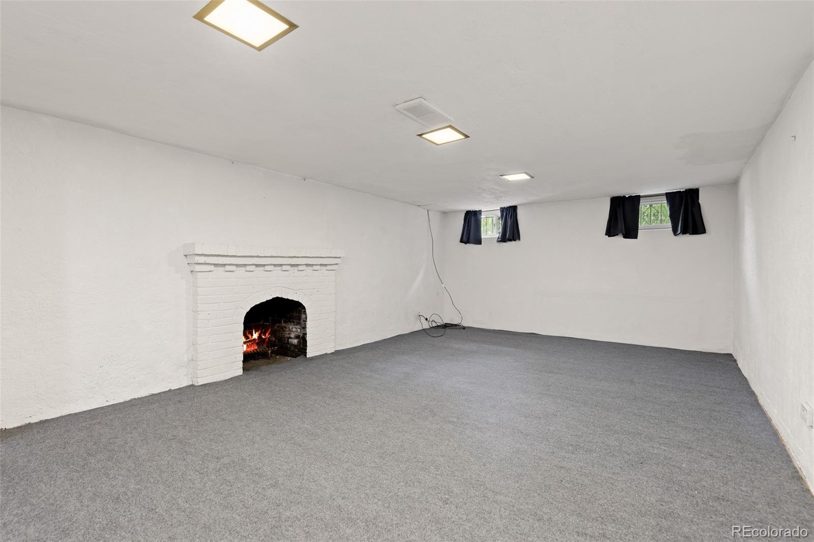 2315 Jasmine Street