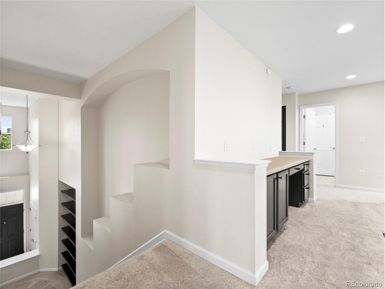 27173 E Ontario Pl
