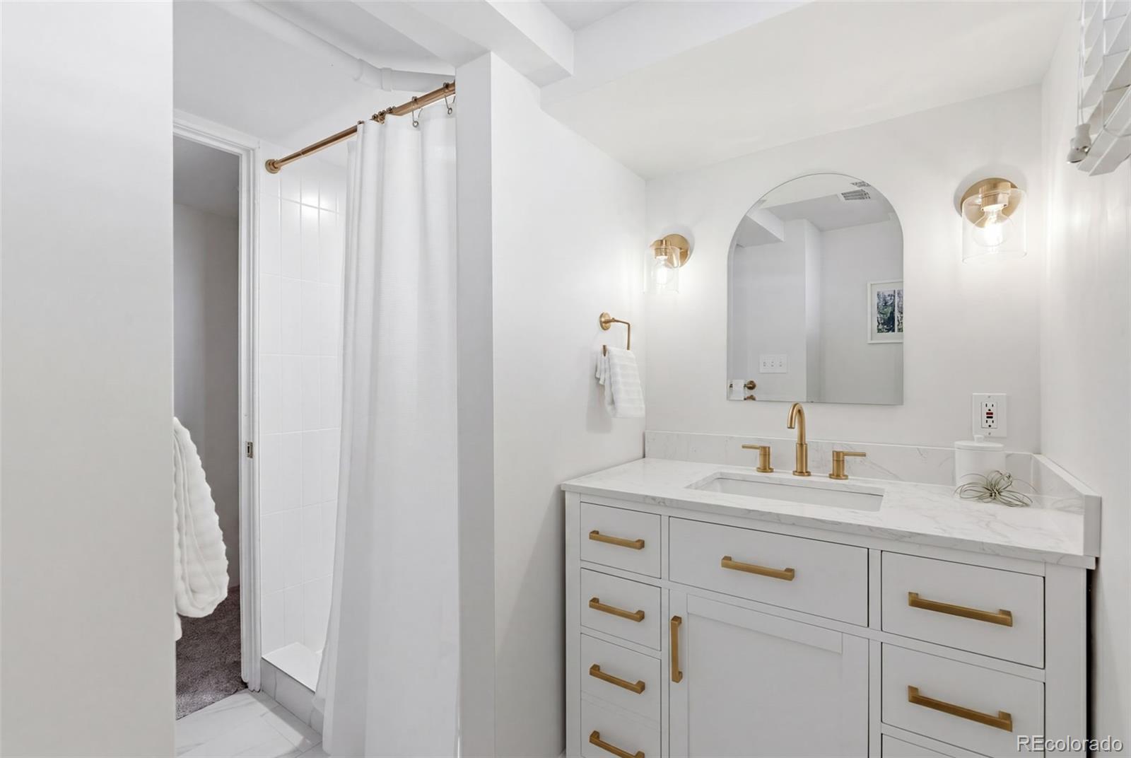 2740 S Franklin Street