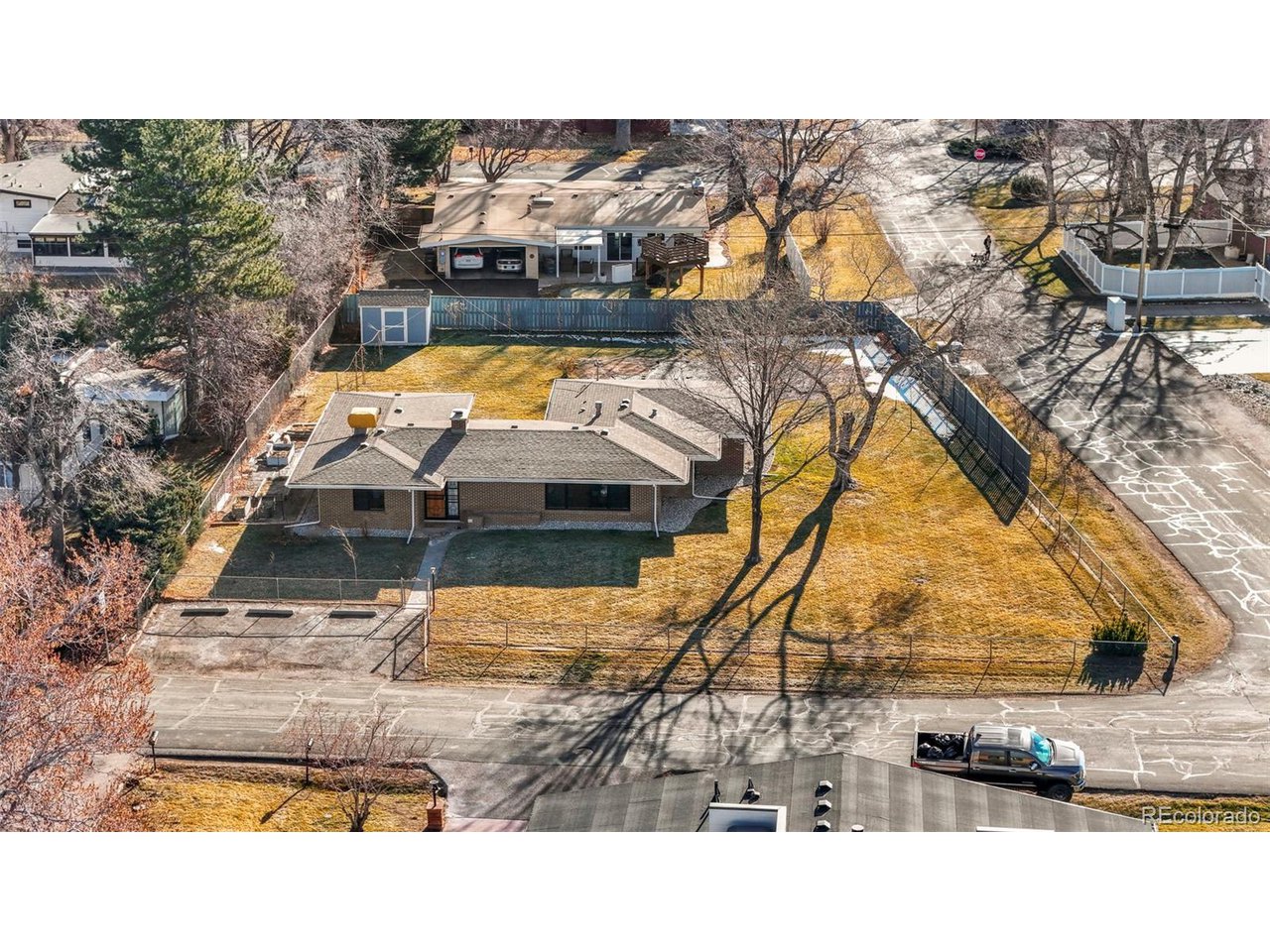 32 Hillside Dr