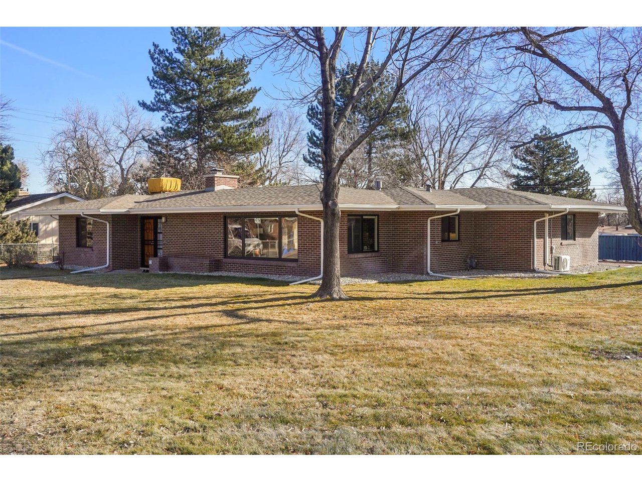 32 Hillside Dr