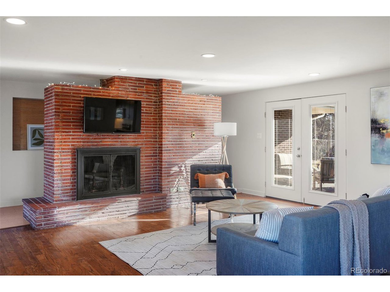 32 Hillside Dr