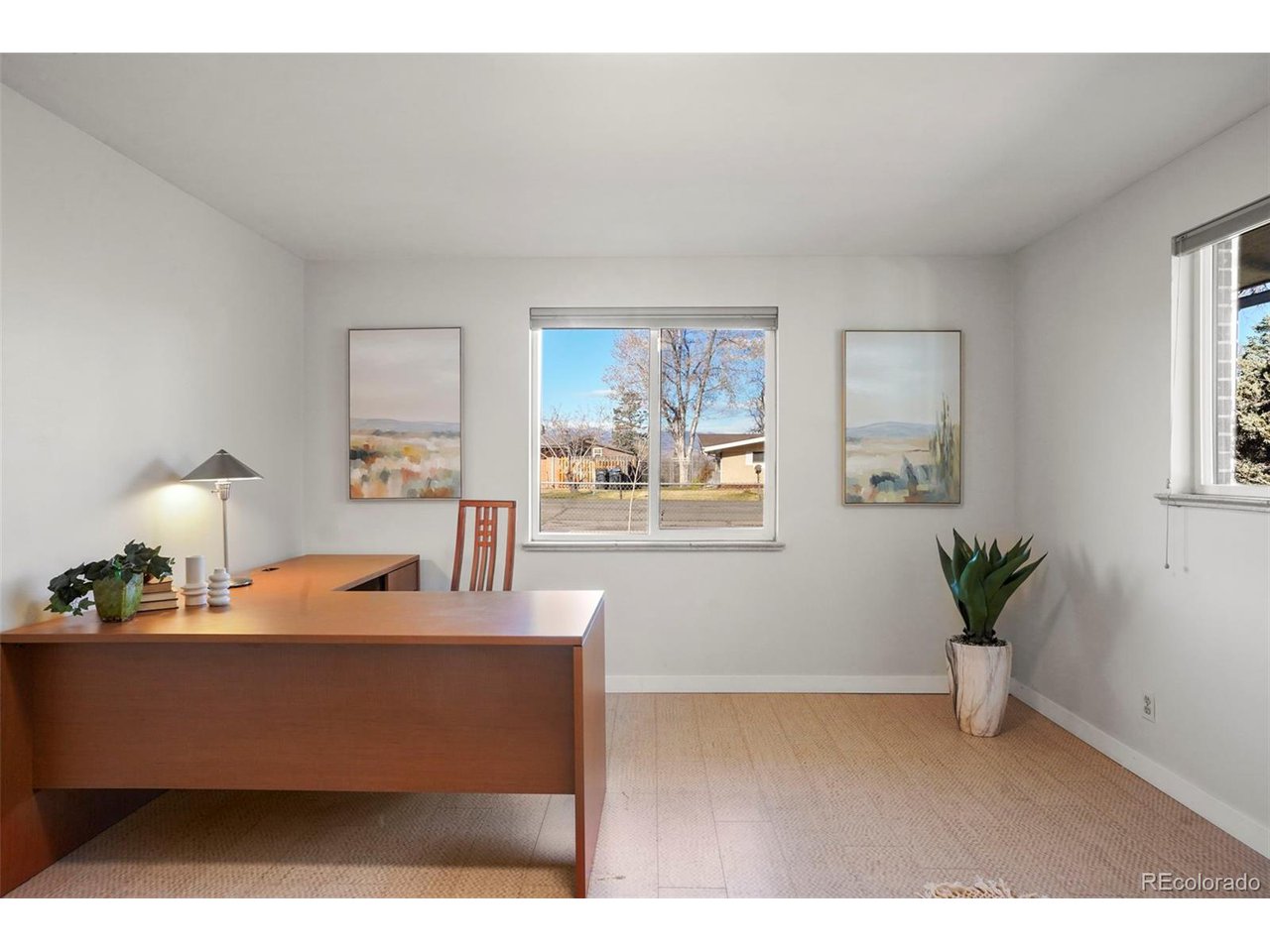 32 Hillside Dr