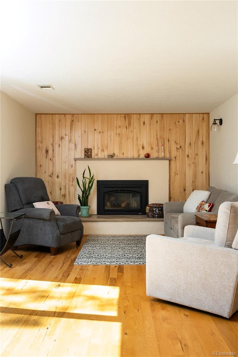 4842 Earle Circle