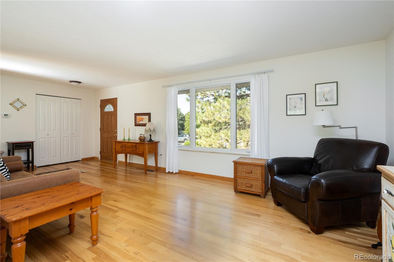 4842 Earle Circle