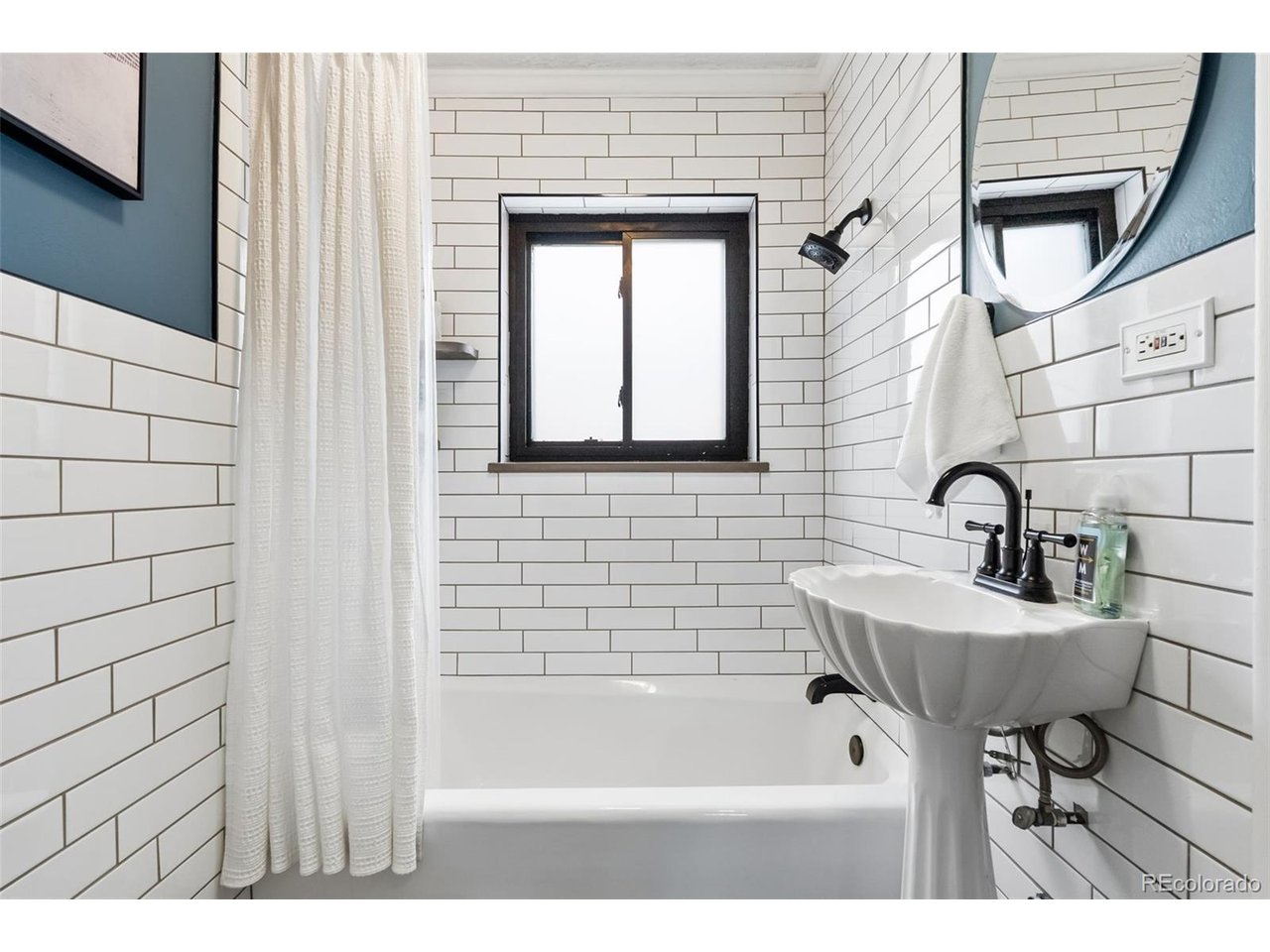 33 N Pennsylvania St C