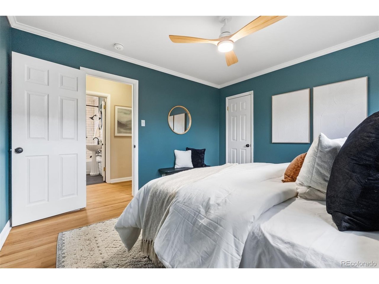 33 N Pennsylvania St C