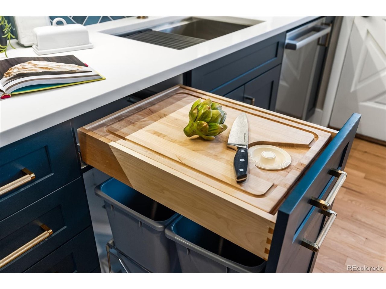 33 N Pennsylvania St C