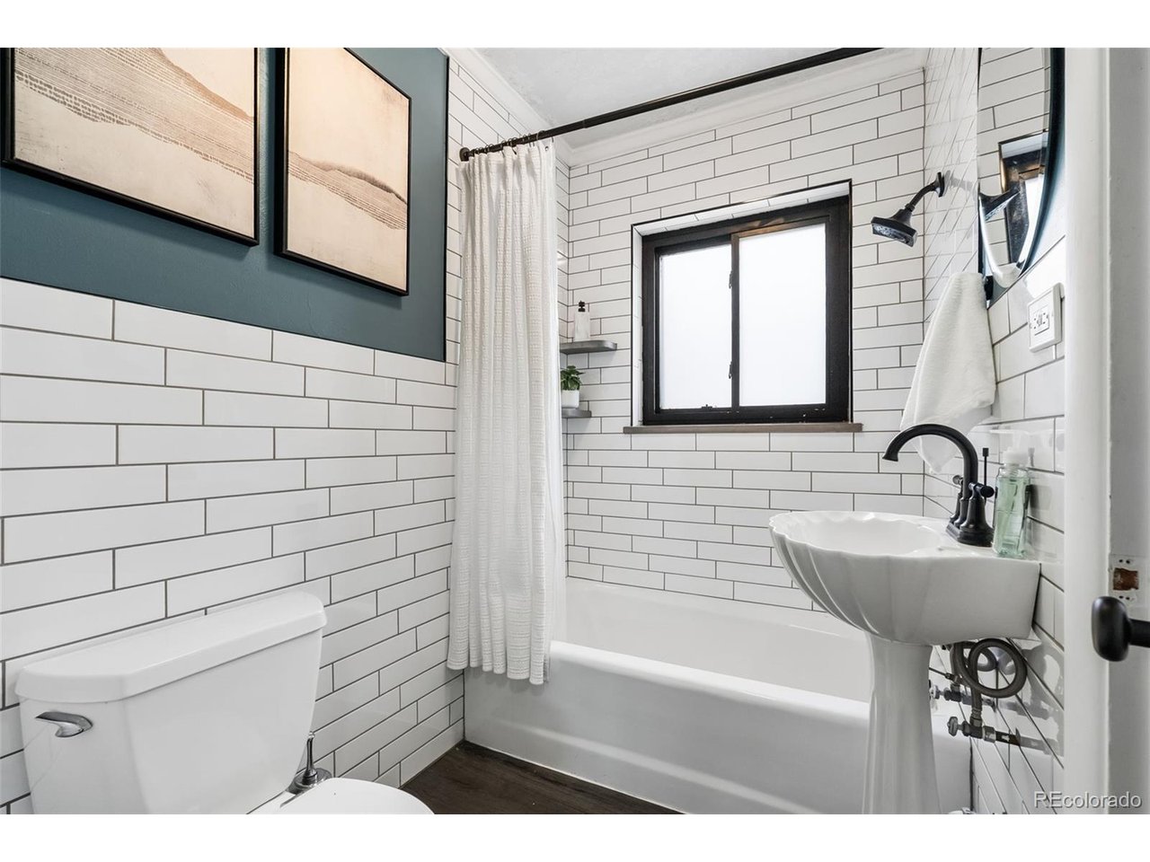 33 N Pennsylvania St C