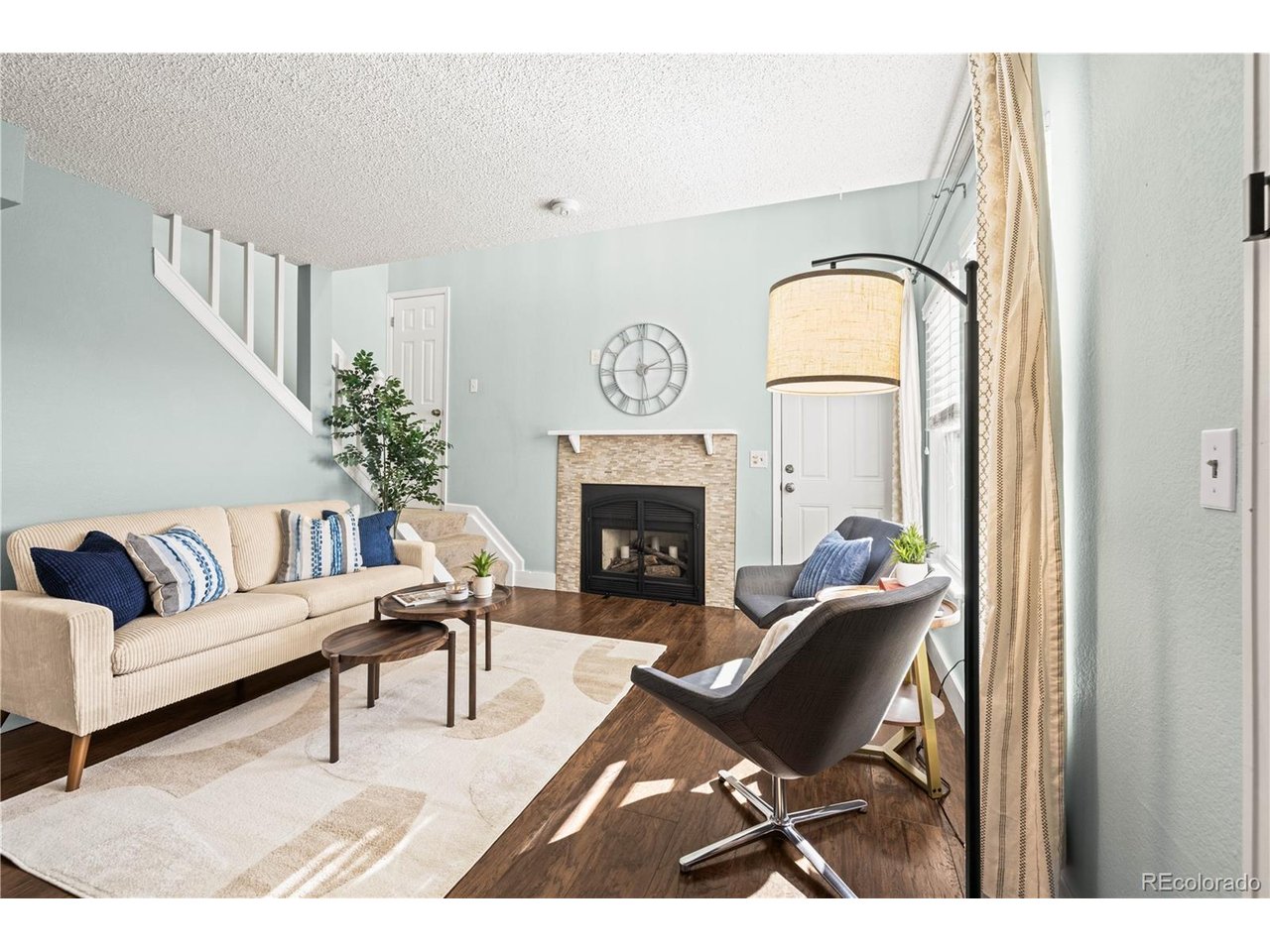 920 S Dawson Way 14