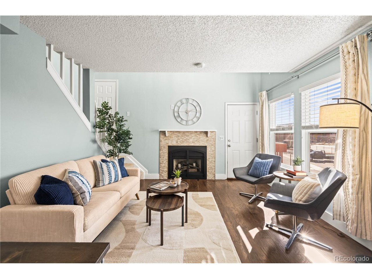 920 S Dawson Way 14