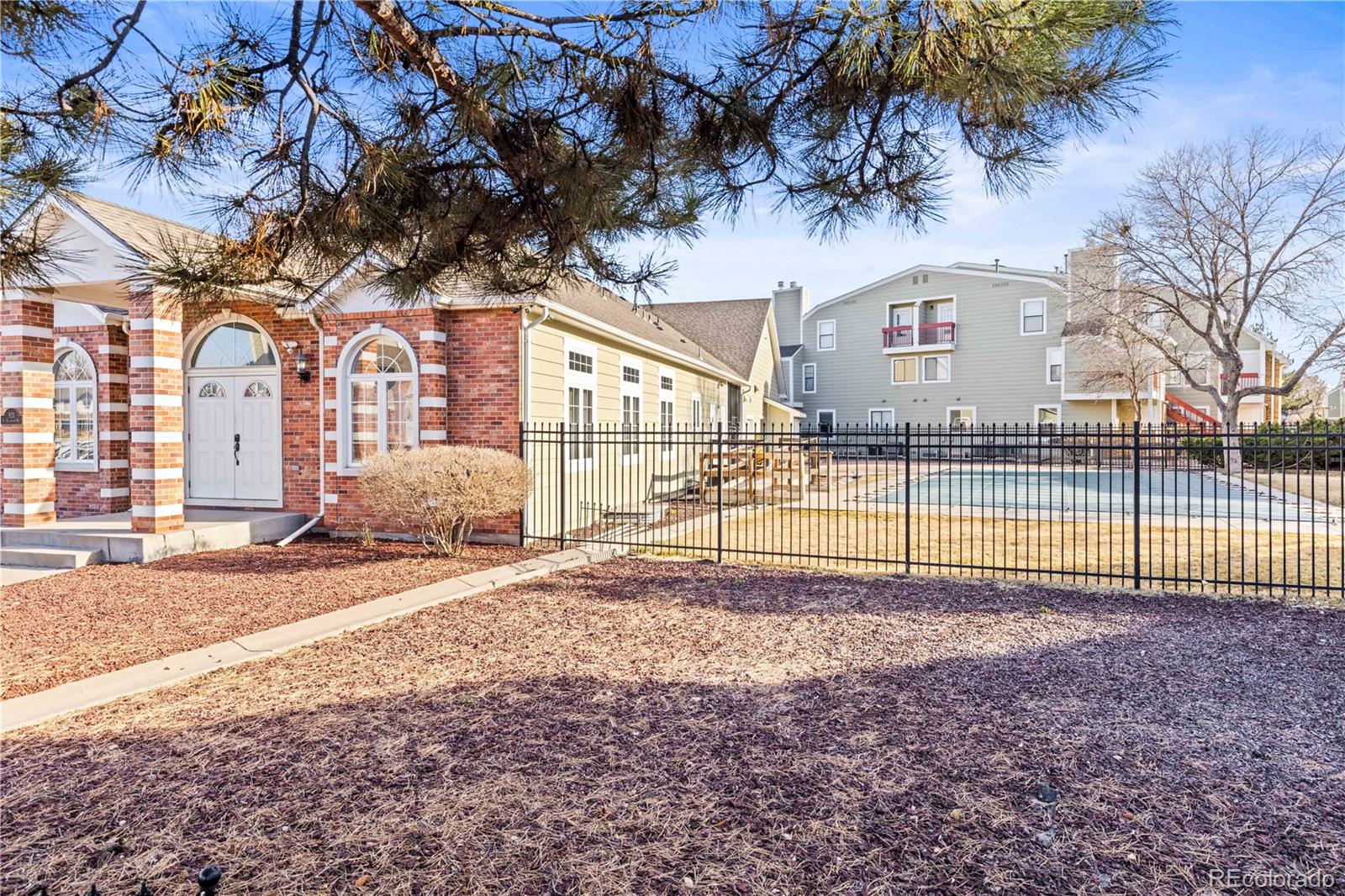 920 S Dawson Way Unit: 14