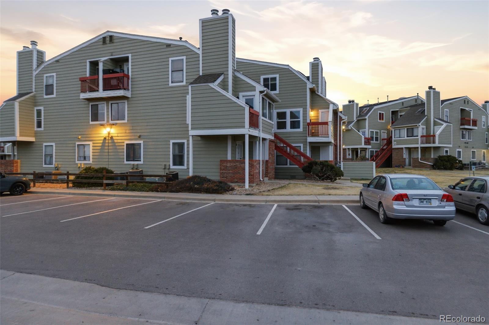 920 S Dawson Way Unit: 14