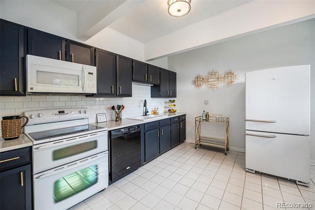 2890 N Harlan Street Unit: 102