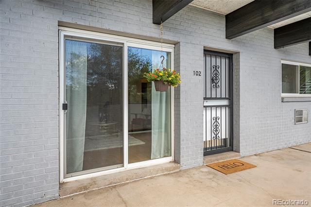 2890 N Harlan Street Unit: 102