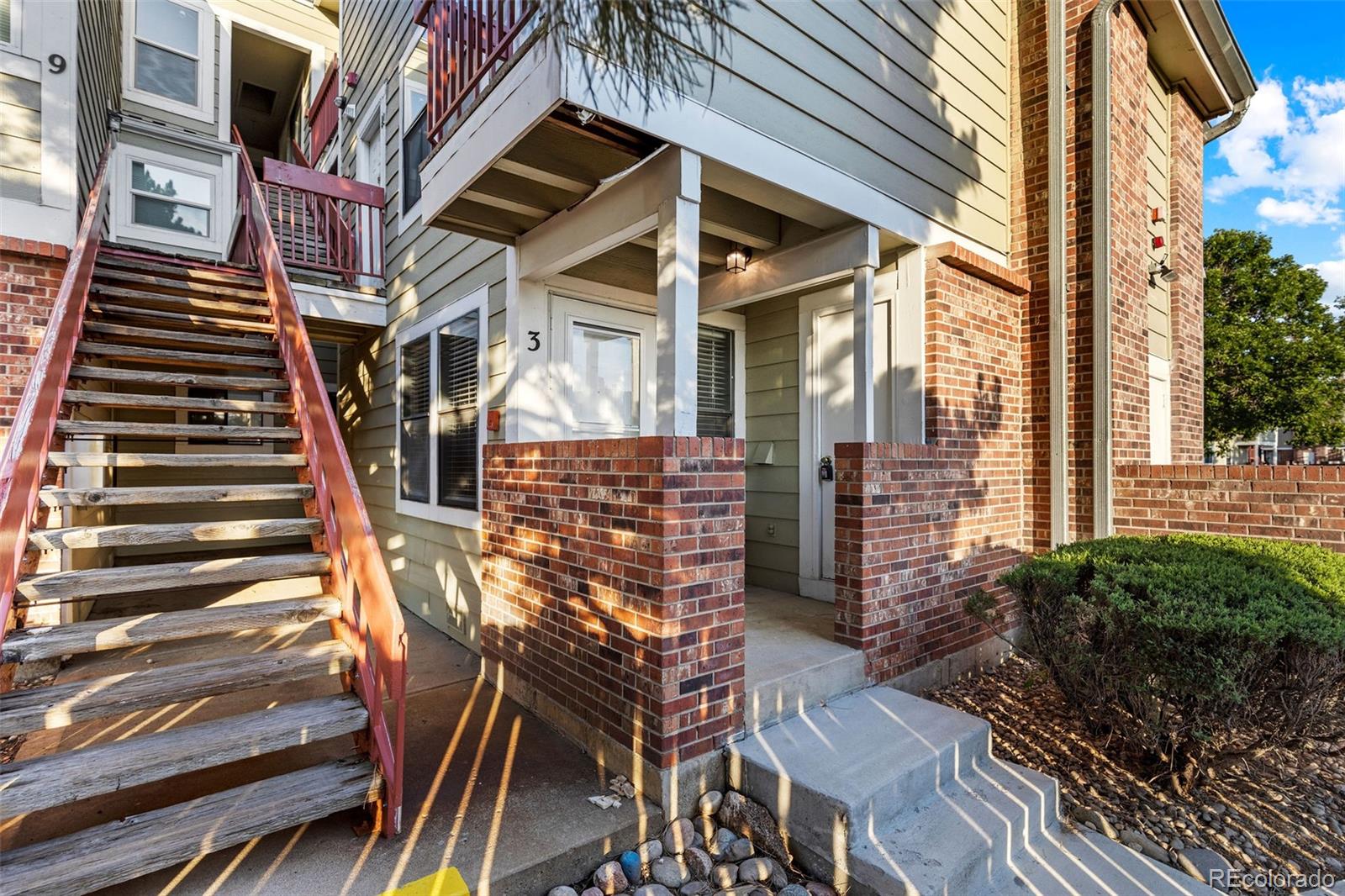 919 S Dawson Way Unit: 3