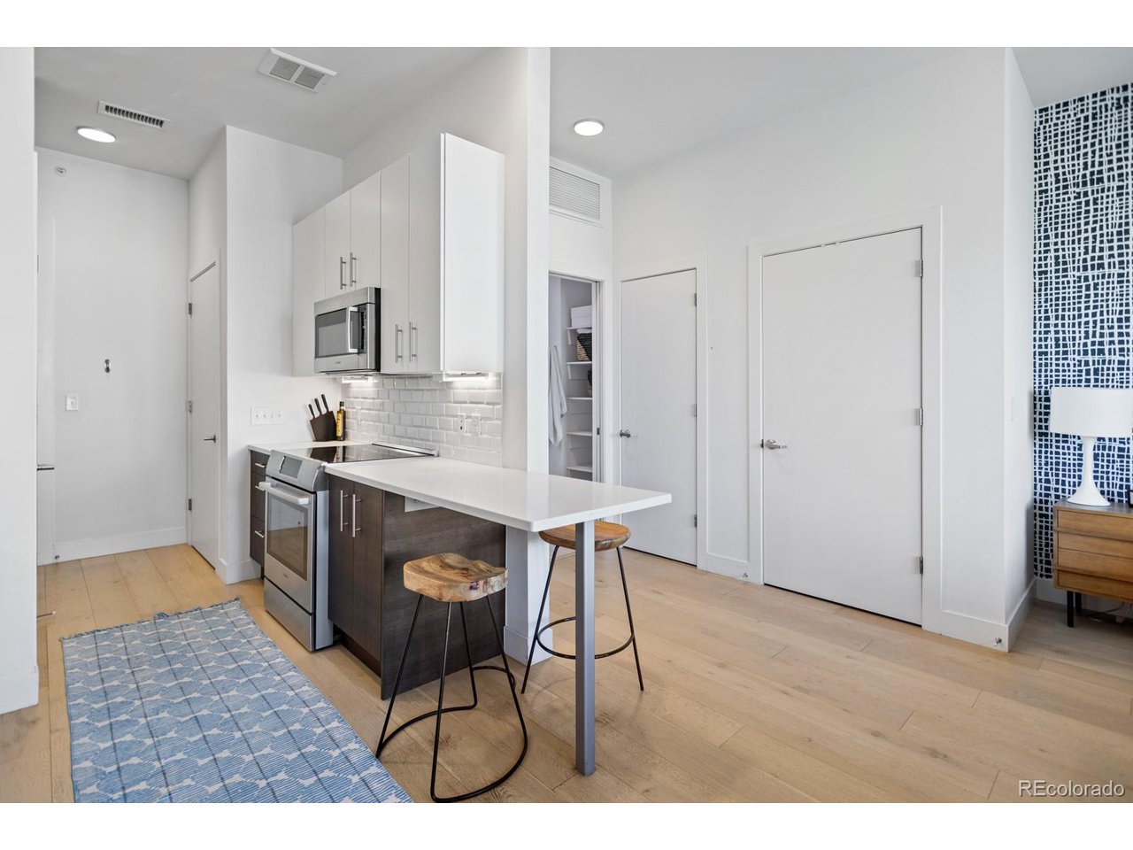 2550 Lawrence St RB305
