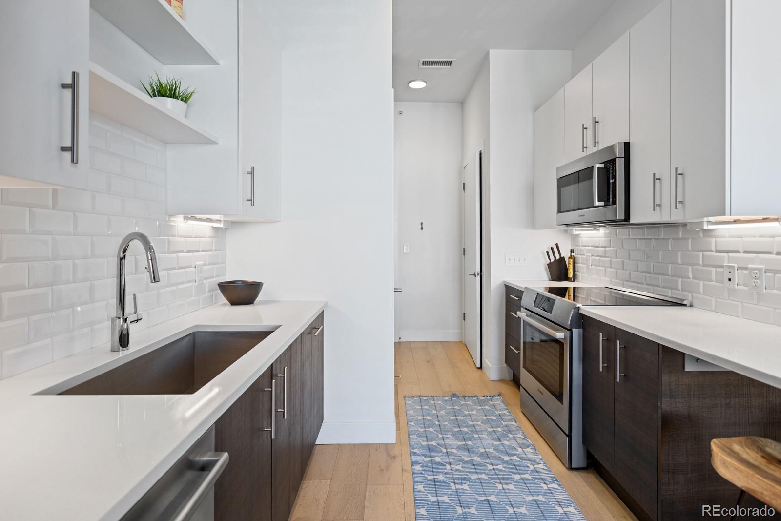 2550 Lawrence Street Unit: RB305