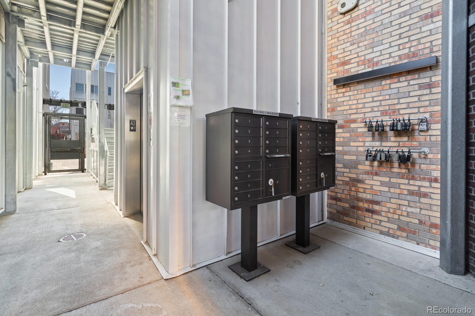 2550 Lawrence Street Unit: RB305