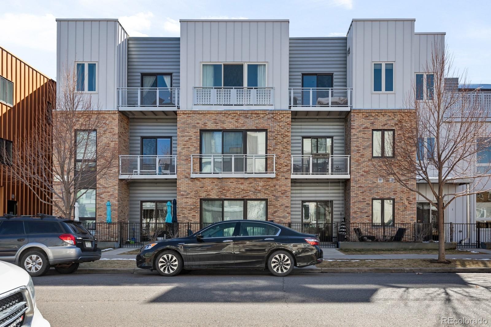 2550 Lawrence Street Unit: RB305