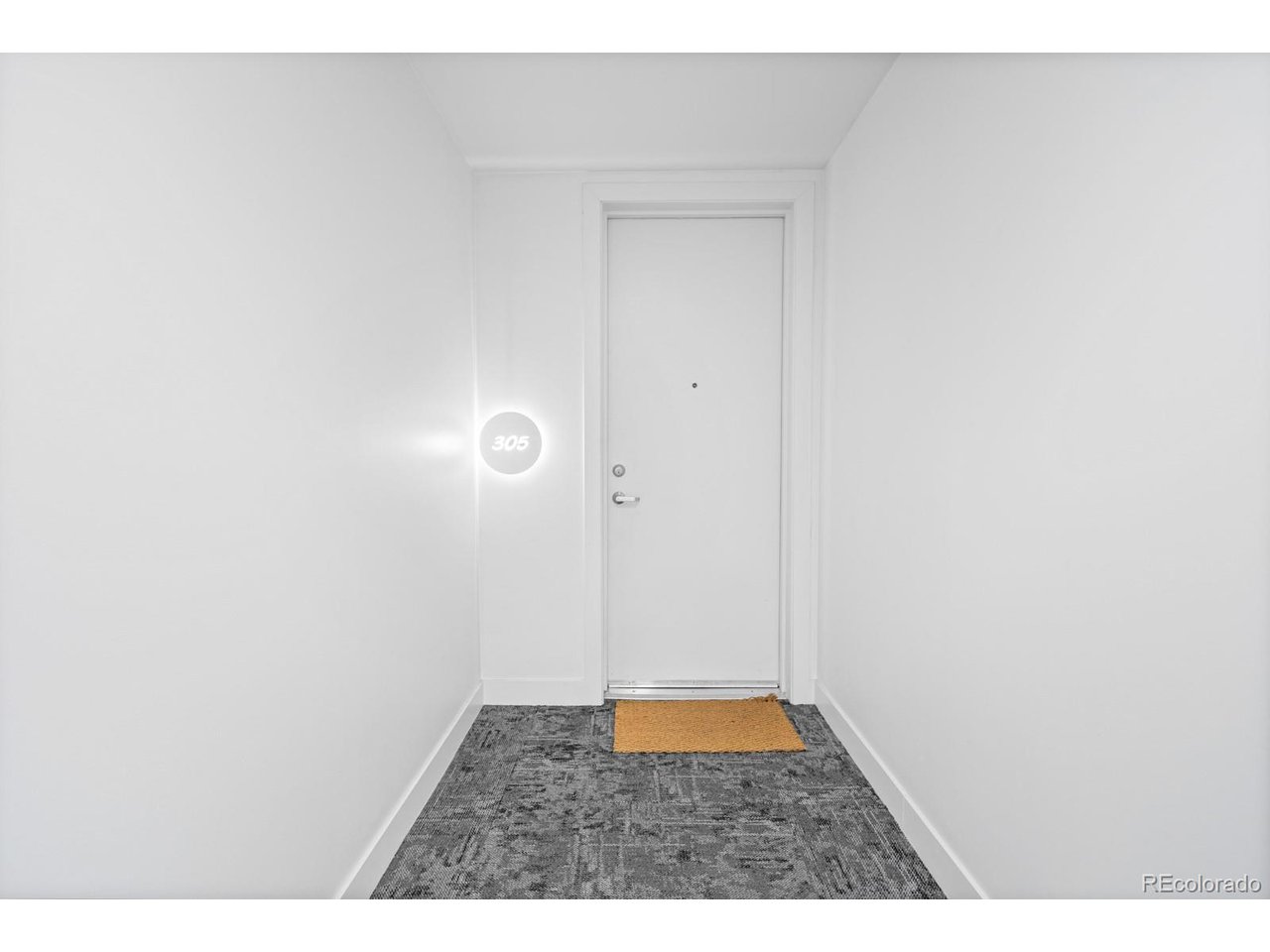 2550 Lawrence St RB305