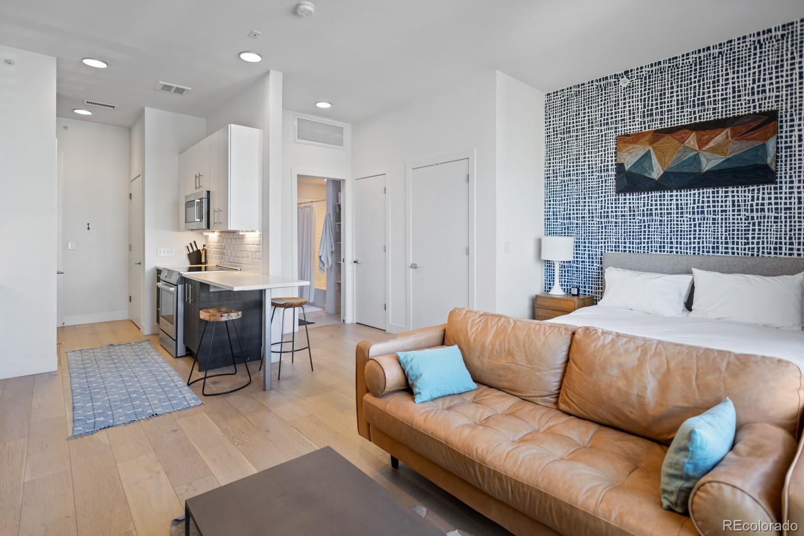 2550 Lawrence Street Unit: RB305