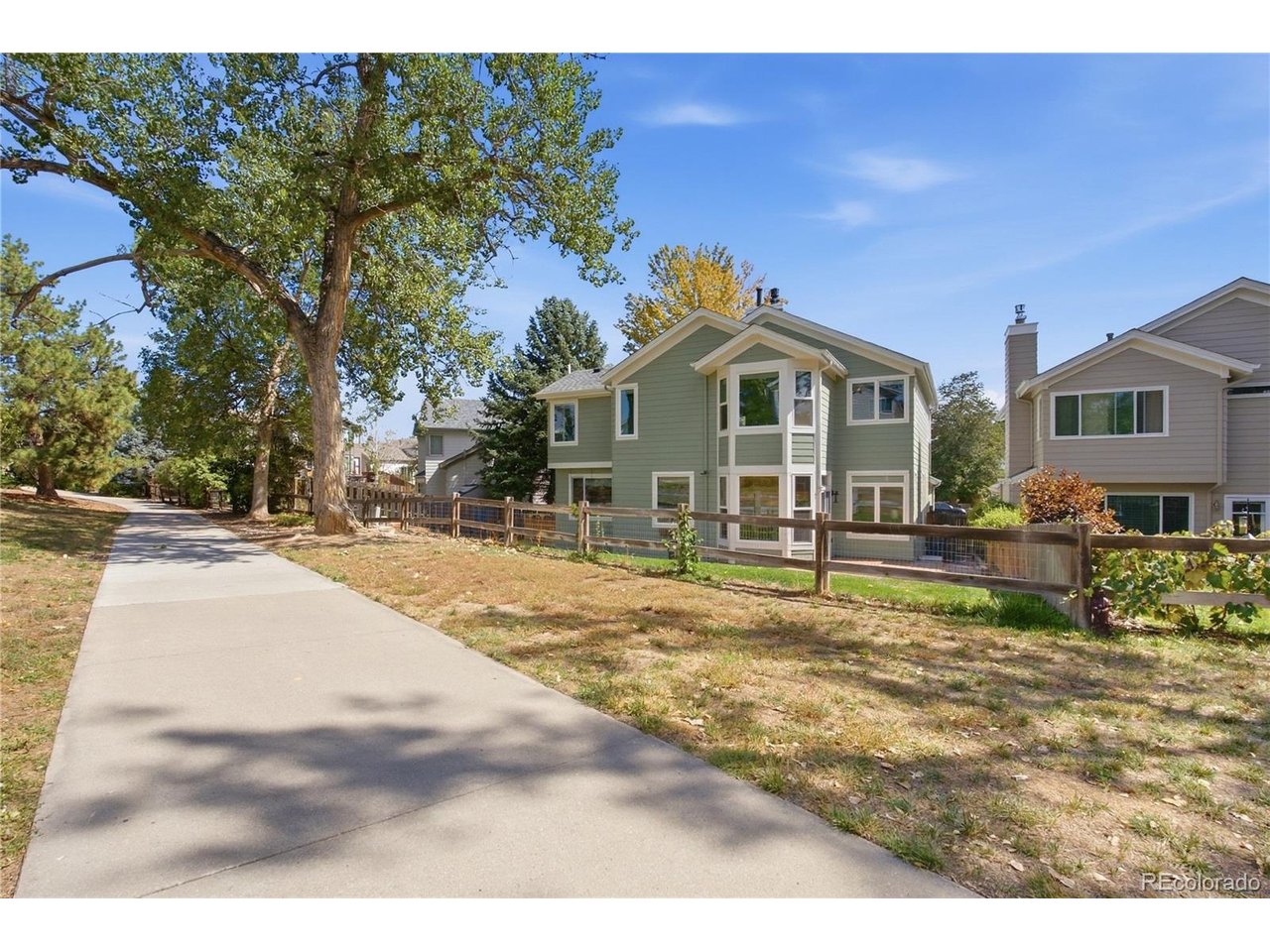 4212 E 130th Dr