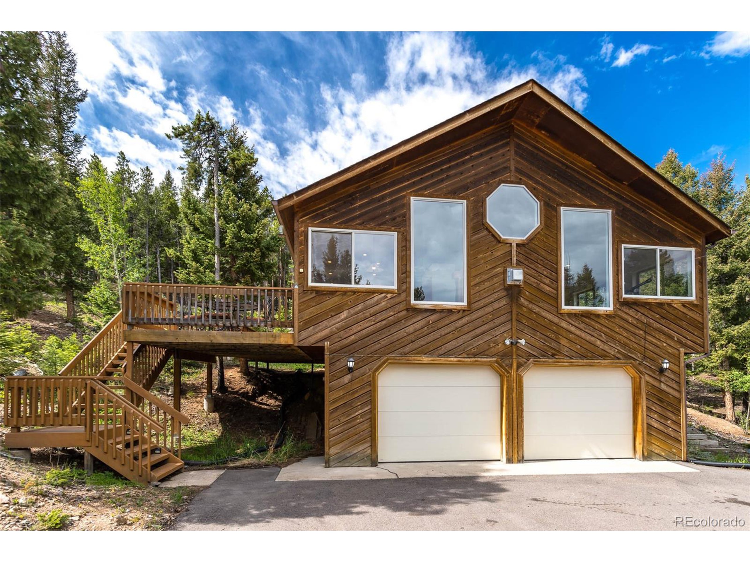 1052 S Pine Dr