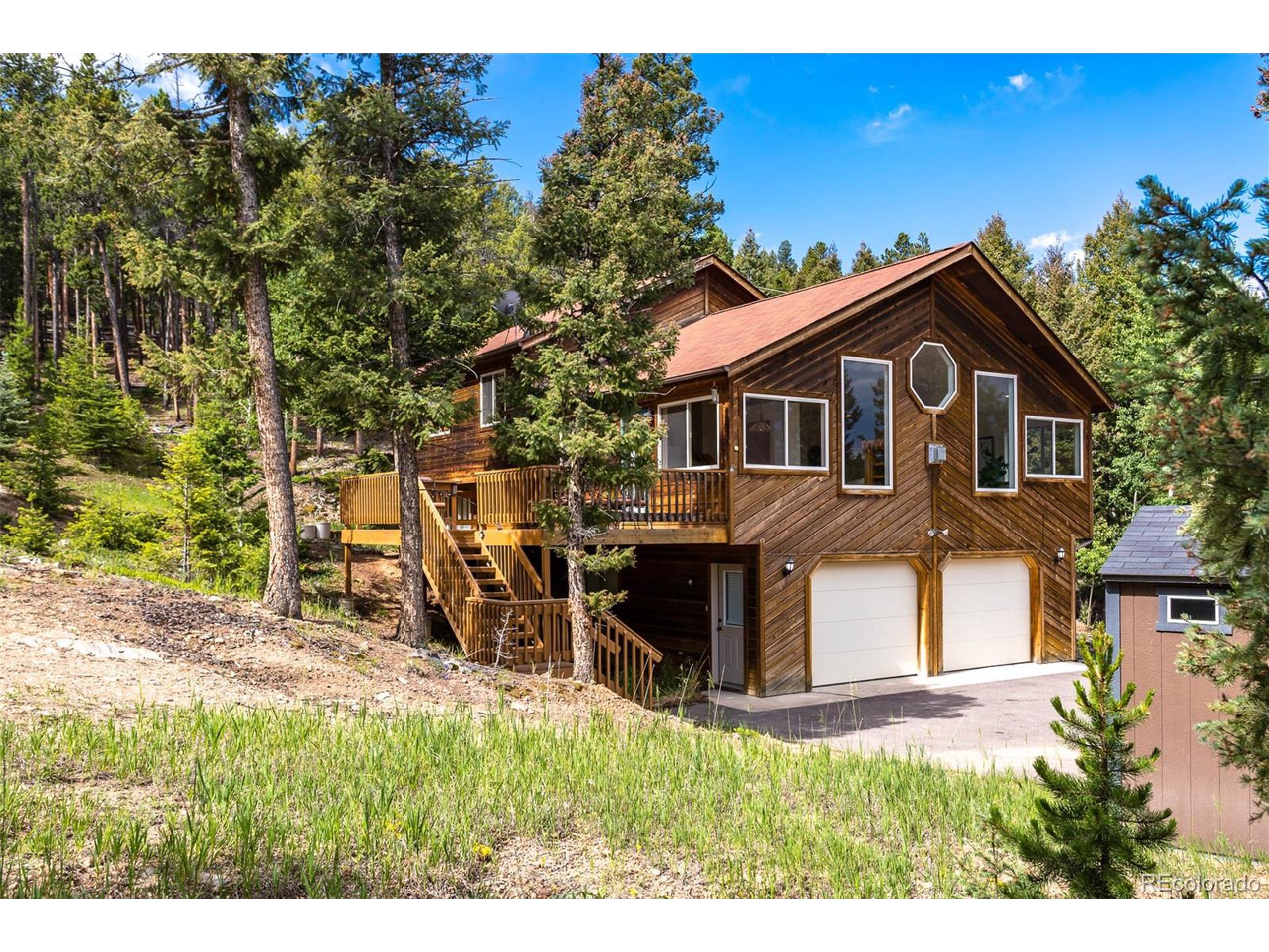 1052 S Pine Dr