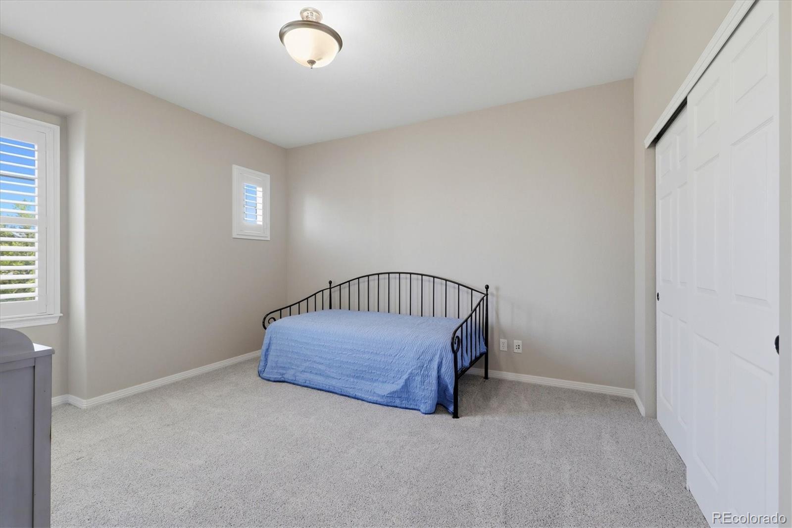 2516 Shadecrest Place
