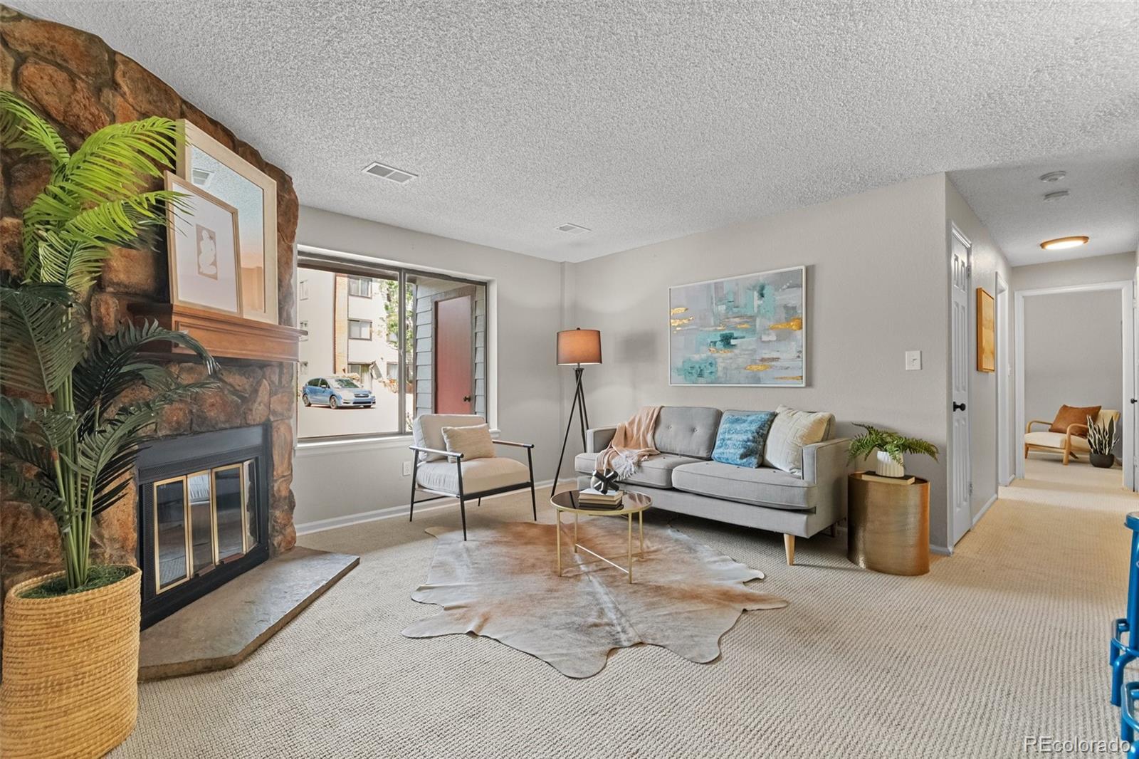 6385 Oak Street Unit: 103