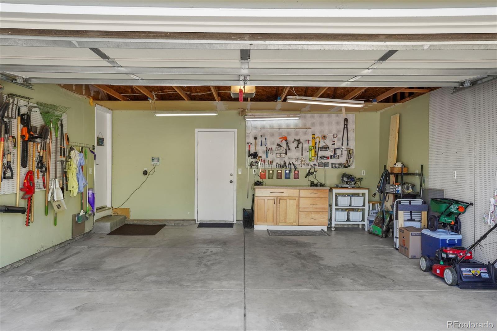 10916 W 103rd Circle