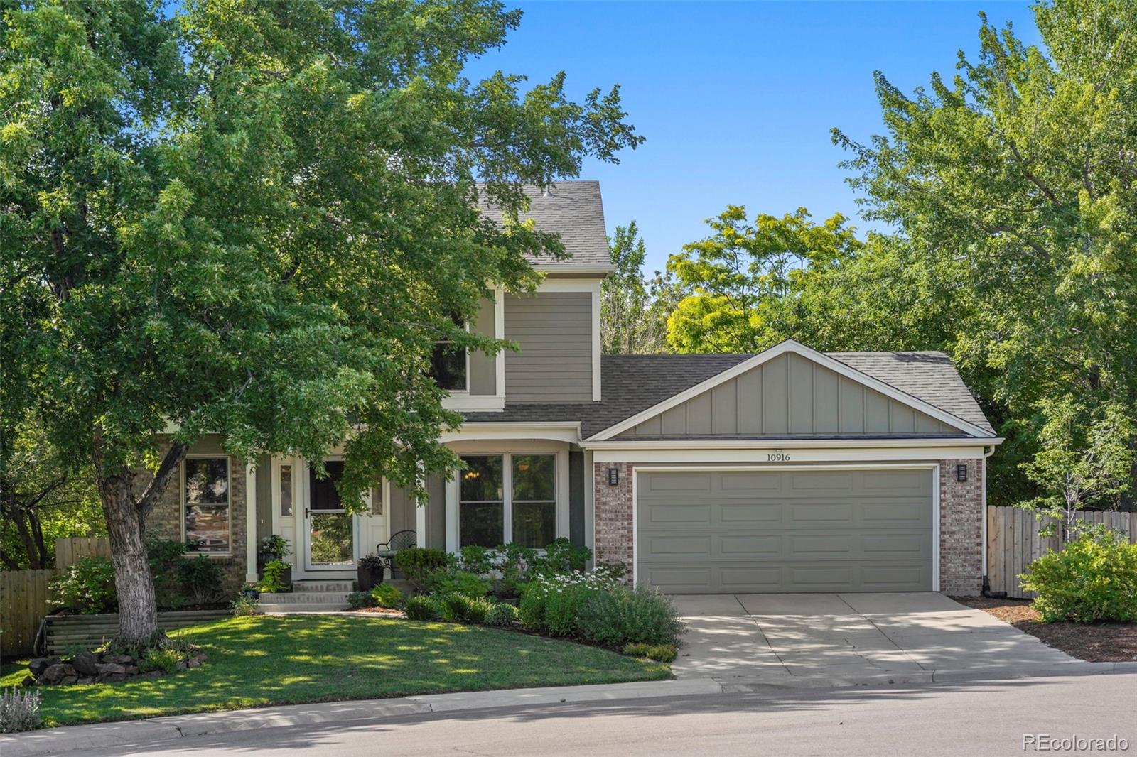 10916 W 103rd Circle