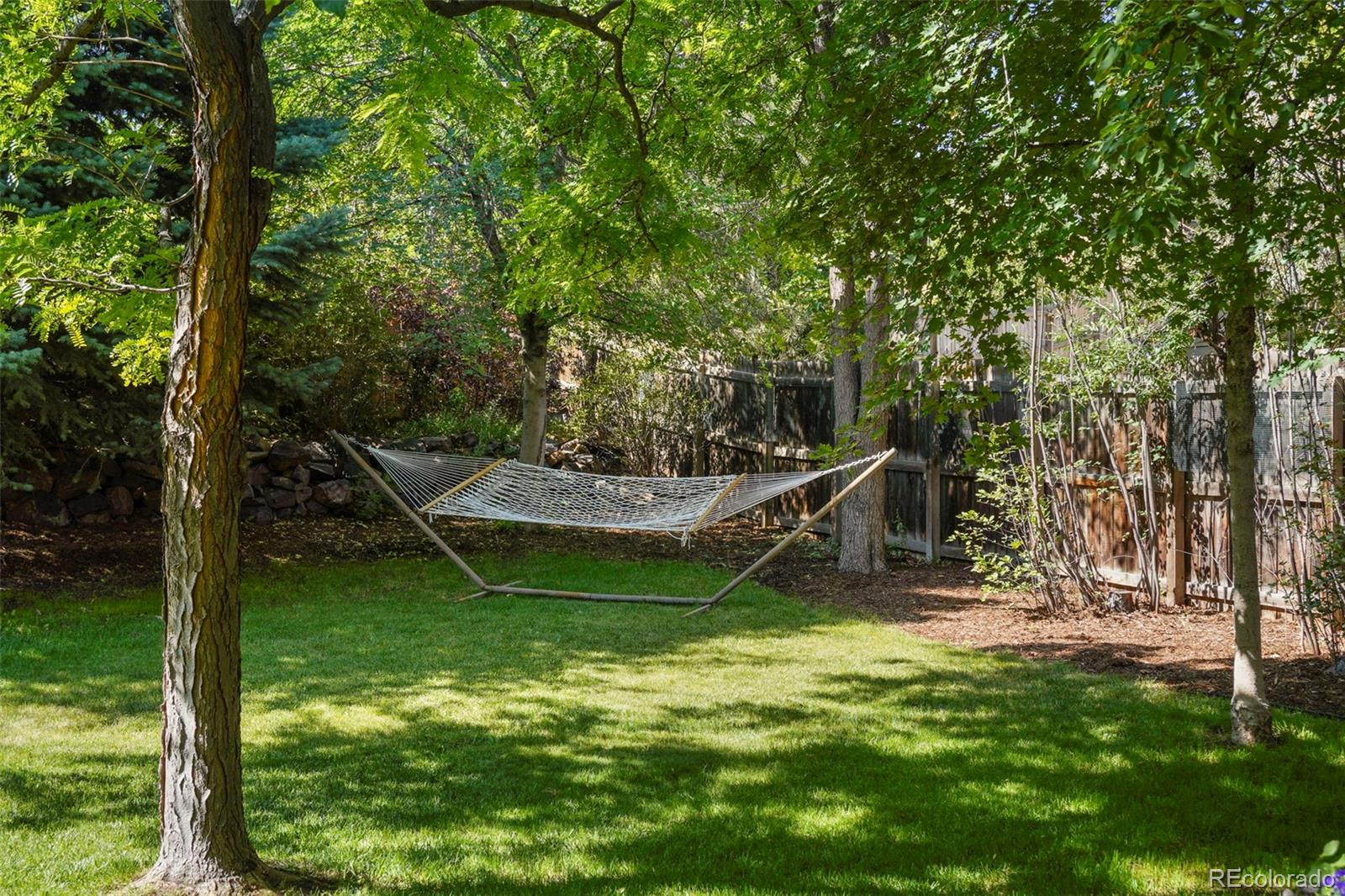 10916 W 103rd Circle