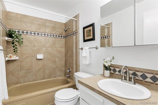13608 W 74th Place