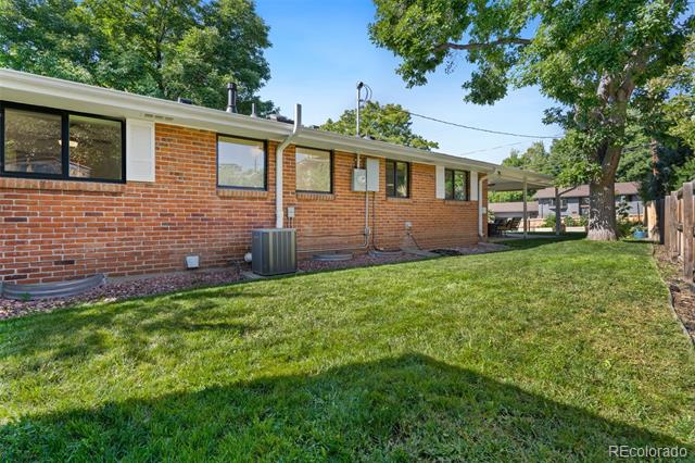 8785 W 67th Place