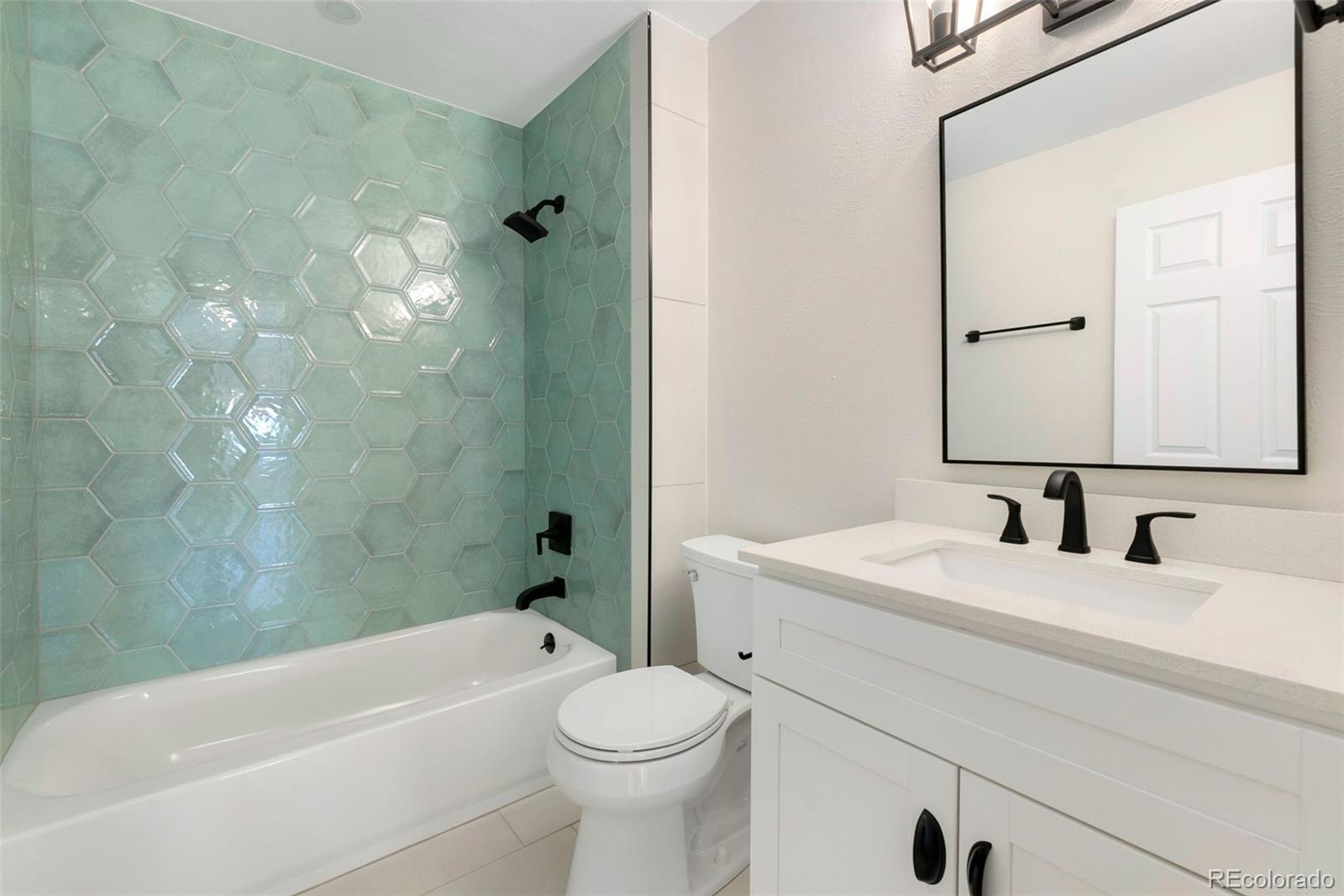 16478 E Rice Place Unit: B