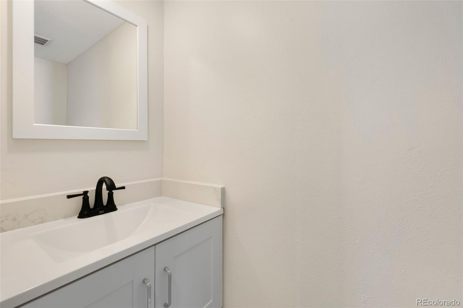 16478 E Rice Place Unit: B