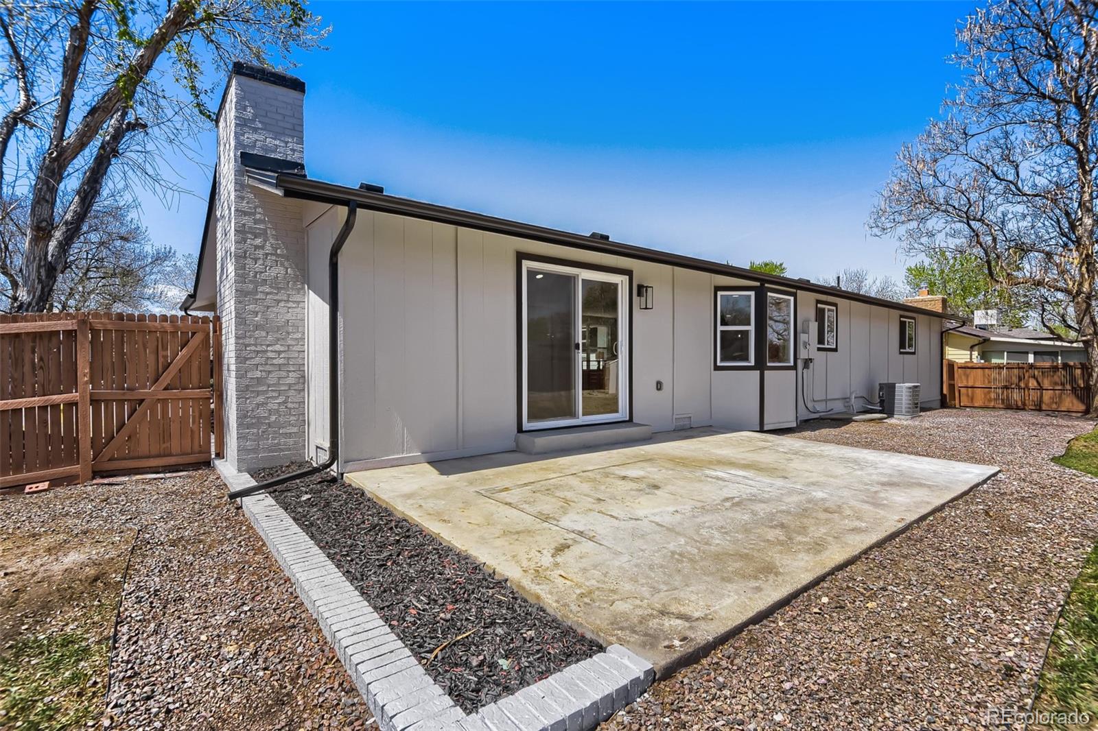 3158 S Dayton Court