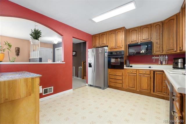 9823 Alamo Drive