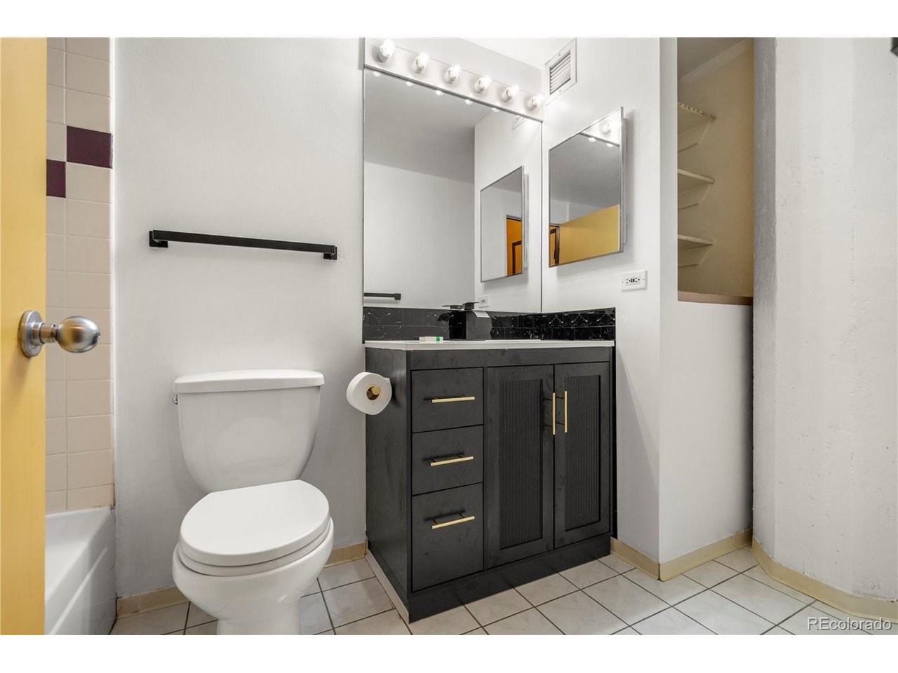 720 16th St 210