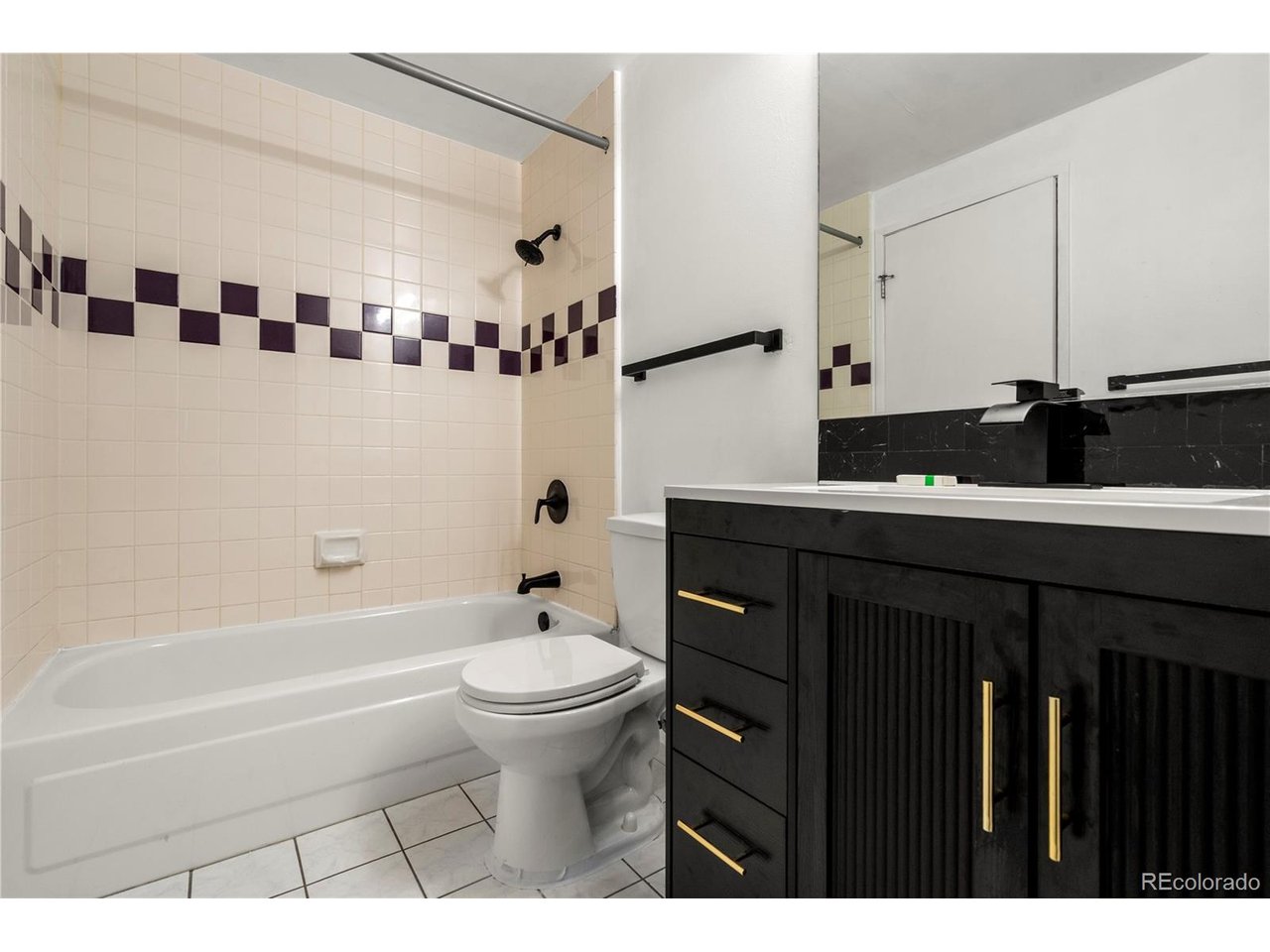 720 16th St 210