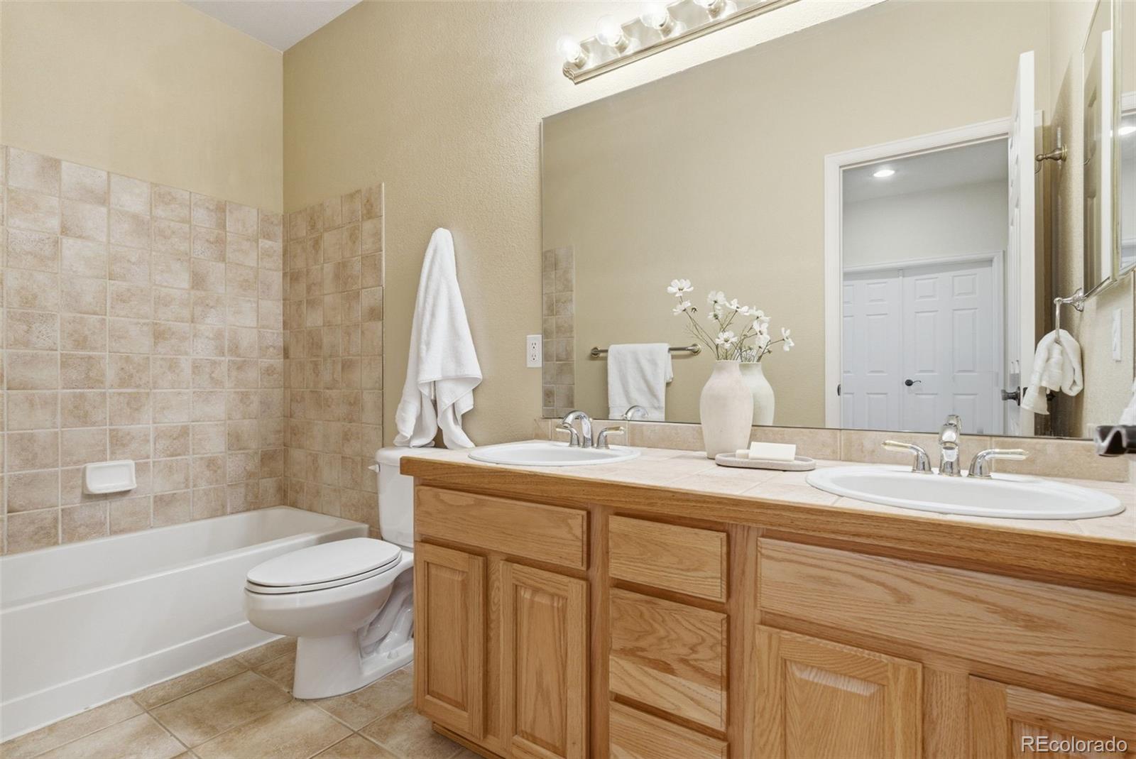 879 Glenarbor Circle