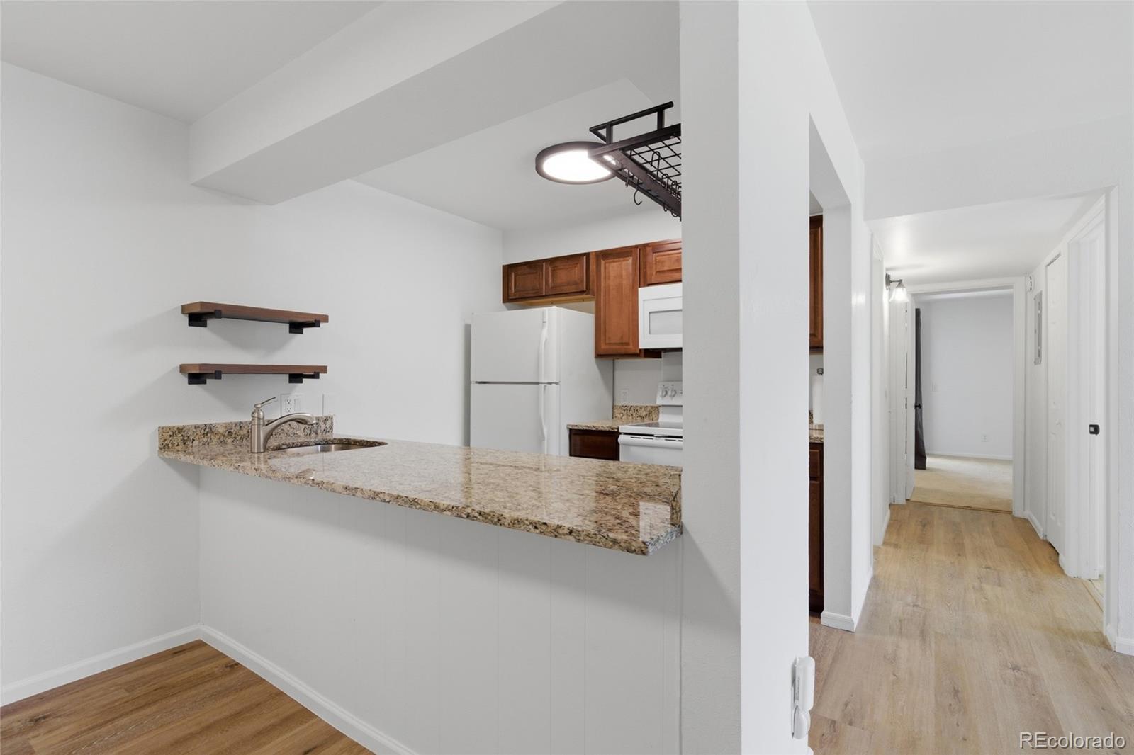 7665 E Eastman Avenue Unit: 202B
