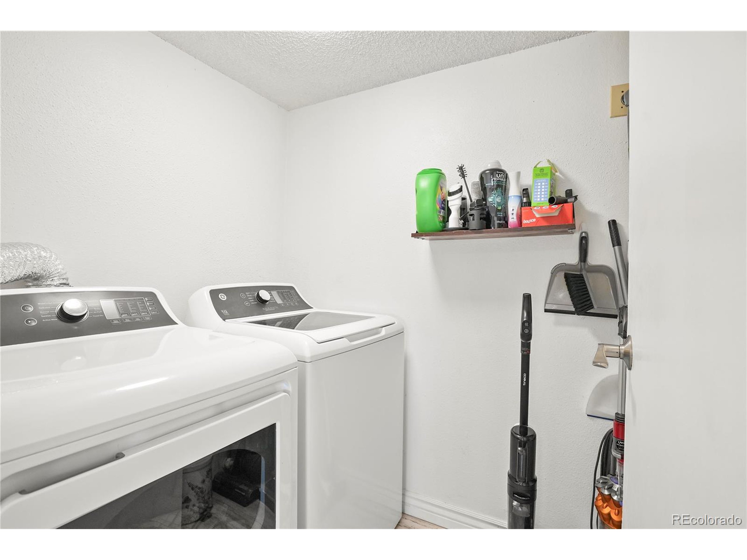 8100 W Quincy Ave N14